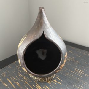 Autel de la matrice féminine sacrée - Lune noir