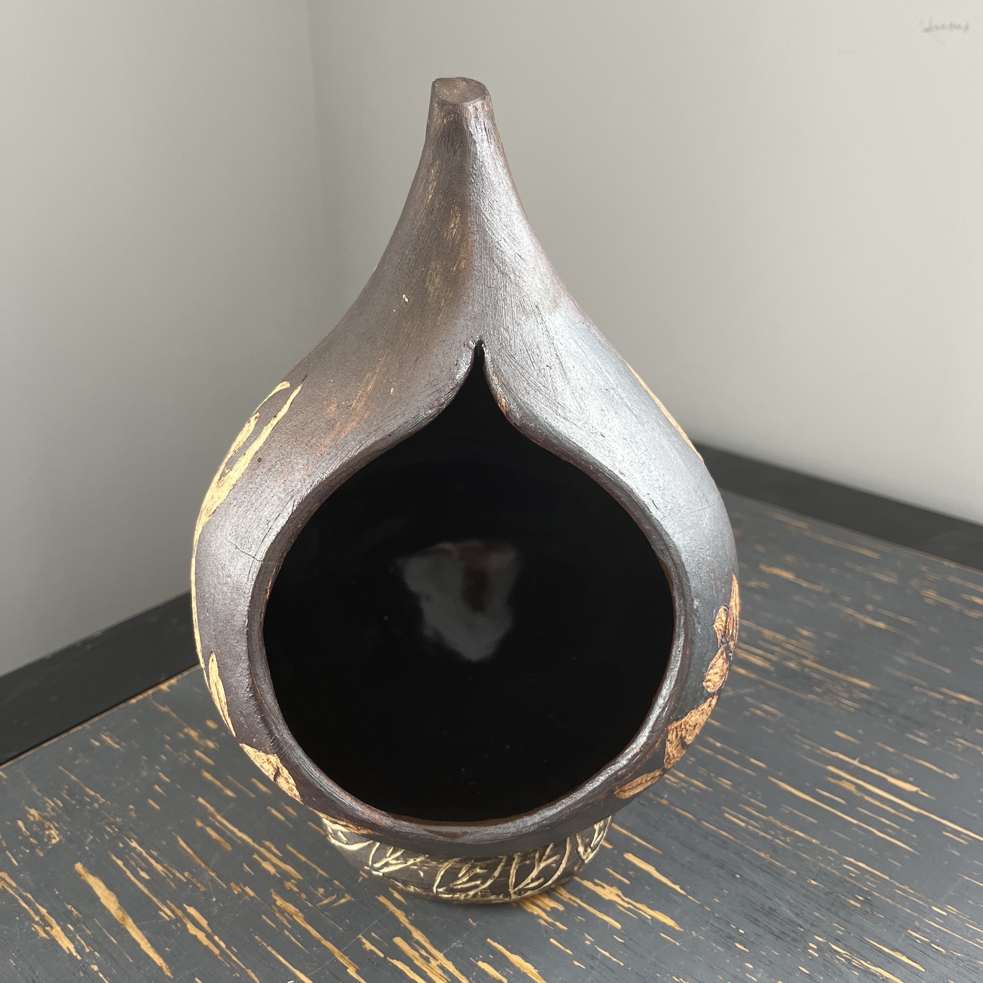 Sacred Feminine Womb Altar - Dark Moon