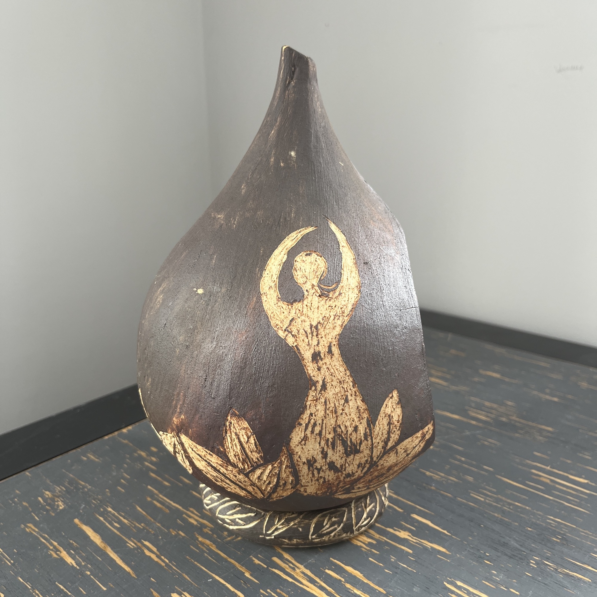 Sacred Feminine Womb Altar - Dark Moon - Image 2