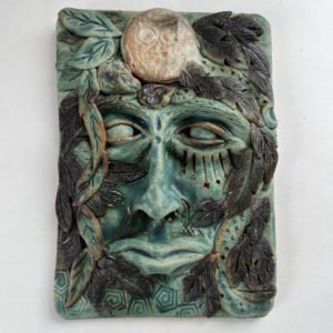 Tuile d'autel - Femme sage