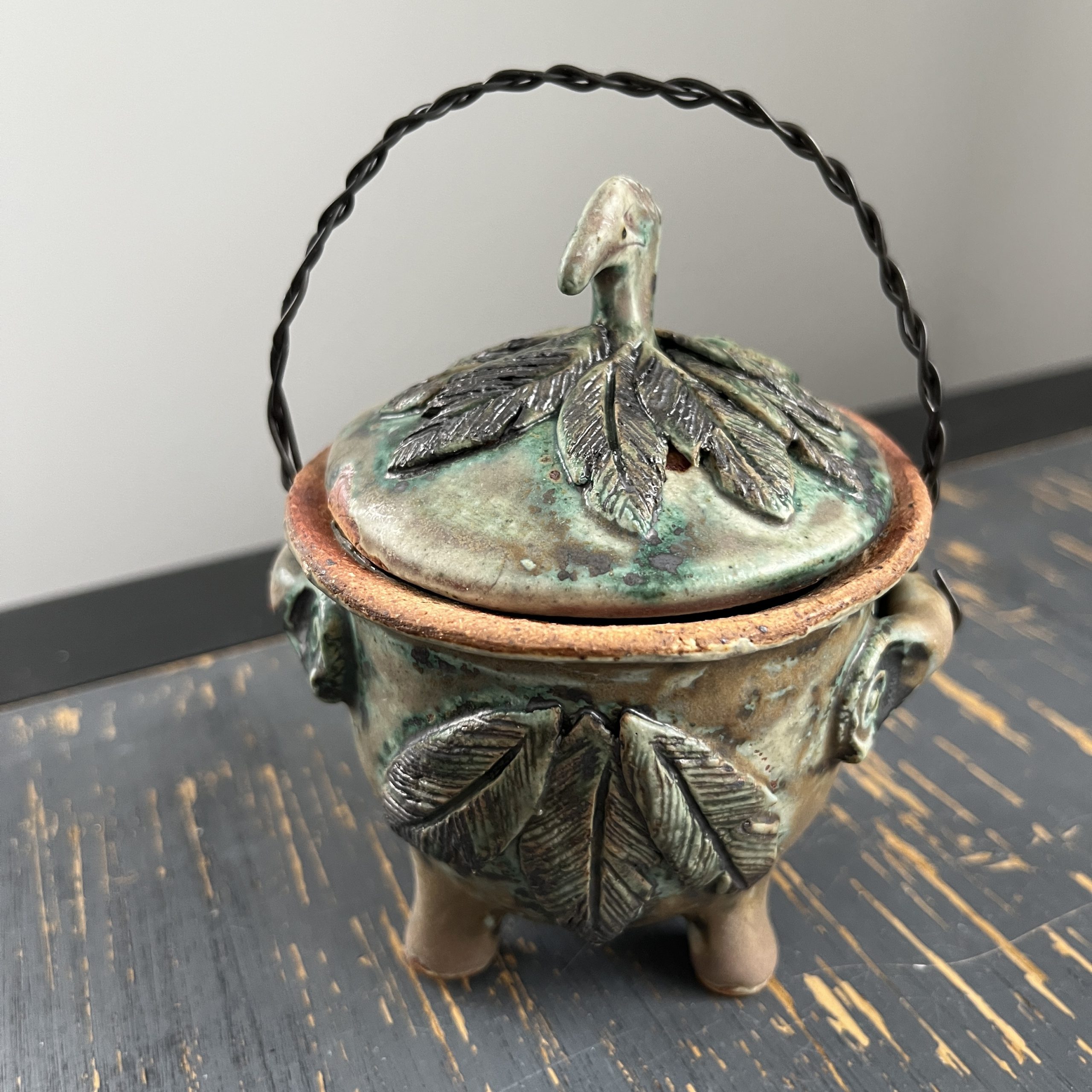 raven-cauldron-ceramic-awakening-touch In the Celtic tradition a cauldron is know as a container of transformation, both literally and energetically.